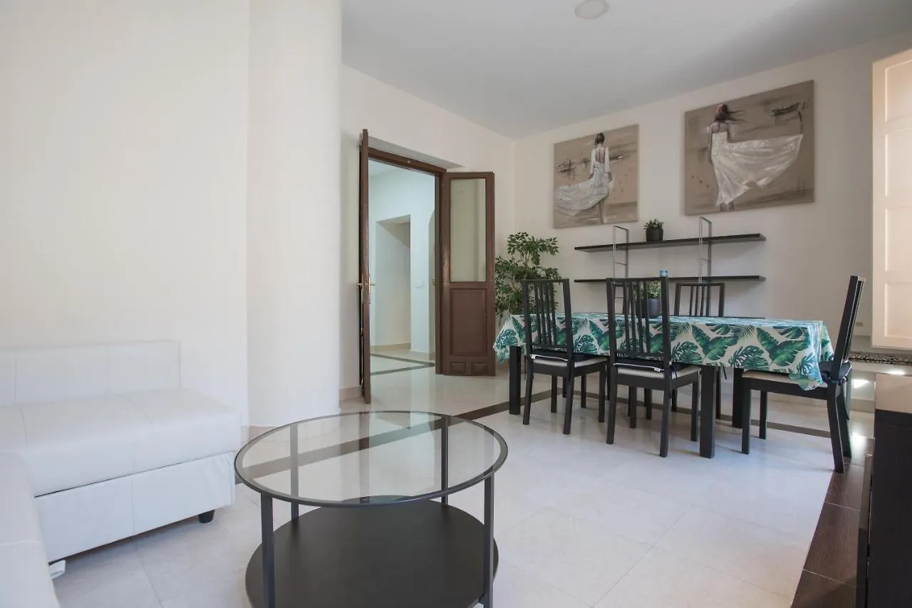 Carreteria 73 Malaga Center Appartement
